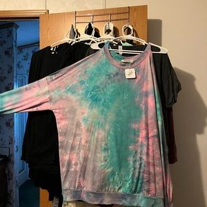 Boutique long sleeve off the shoulder